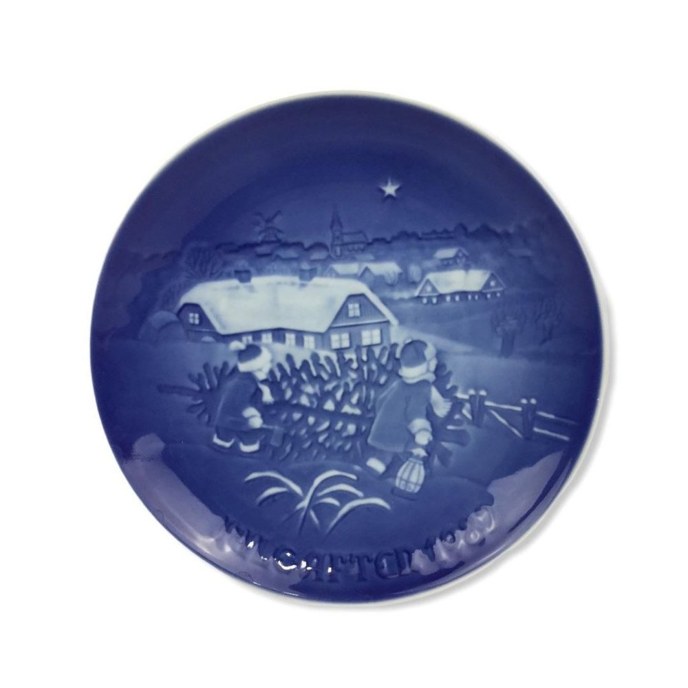 Bing and Grondahl 1982 Christmas Plate